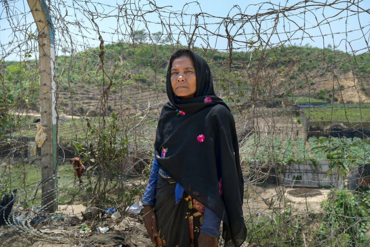 Cox's Bazar, Bangladesh: Nur Aysha lives in the Cox's Bazar Rohingya refugee camp with her family, after arriving in Bangladesh in 2017. Living here, she finds it hard to keep up hopes for a better future. Photo:Fabeha Monir/Oxfam. Oxfam acknowledges the support of the Australian Government through the Australian Humanitarian Partnership (AHP).